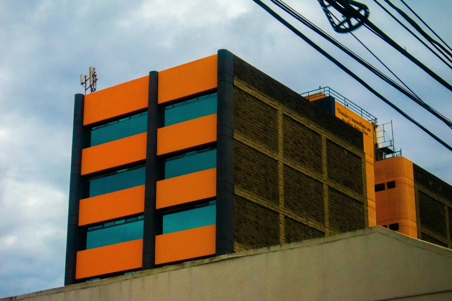 Modern hillside home with panoramic views